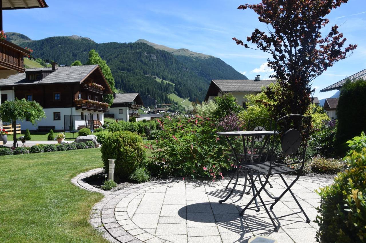 Haus Toriten Sankt Jakob in Defereggen Esterno foto